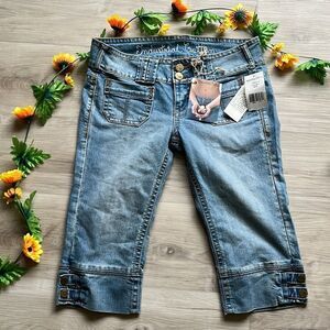 NWT Industrial Cotton Light Wash Capris Jeans Cropped Size 9